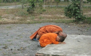 Nan Sư nan Đệ